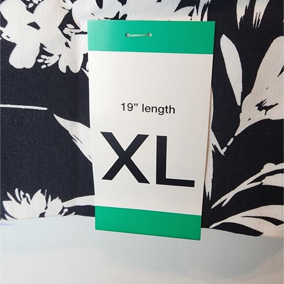 New S.C. & Co. Tropical Print Black & White Mini Skirt Lycra Lined Shorts XL - Picture 5 of 10